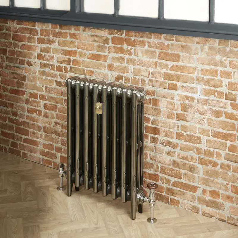 Affrettati | Radiatore Tradizionale in Ghisa a 3 Colonne - Alto 560mm - Finitura Metallo Grezzo Lucidato - Mercury