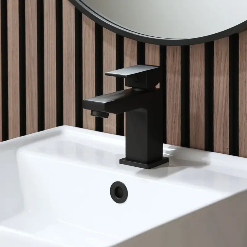 Miscelatore Moderno Quadrato per Lavabo Monoforo - Scelta di Finiture - Buon prezzo