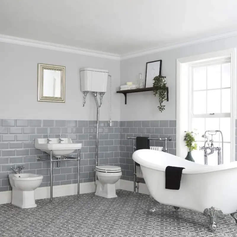 Set Bagno Tradizionale Completo di Vasca Freestanding, Sanitario con Cassetta Alta, Lavabo con Consolle e Bidet - Richmond - Risparmio extra