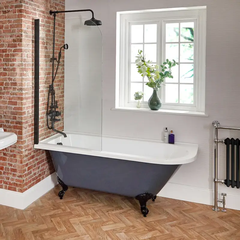 Acquista dal produttore | Vasca da Bagno Freestanding ad Angolo Tradizionale con Parete Vasca - Grigio Pietra - 1685mm x 750mm - Scelta di Piedini e Opzione Entrata Sinistra e Destra - Elton