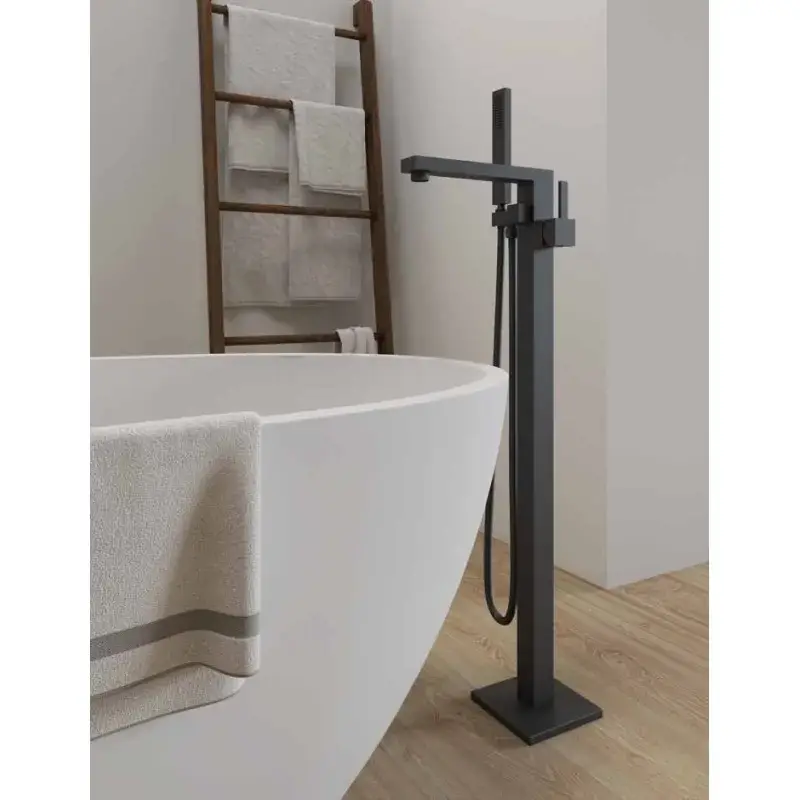 Miscelatore "MILANO" nero opaco a pavimento per vasche free standing | Scorte limitate
