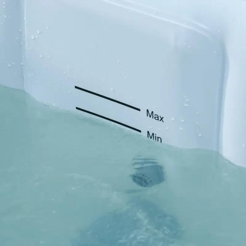 EASYCOMFORT Idromassaggio Gonfiabile con Telo 100 Getti e Riscaldamento 42°C per 2-4 Persone, 185x185x65cm Bianco e Blu - Ultime disponibilità