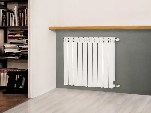 Scorte limitate | Radiatore Termosifone in alluminio Global VOX EXTRA da 2 a 12 elementi interasse 700 mm Interasse 700 - 2 elem